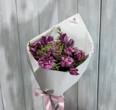 Букет цветов Violet