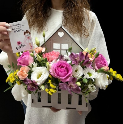 Букет цветов Цветочный домик