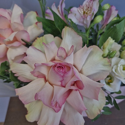 Букет цветов Свидание в Париже 