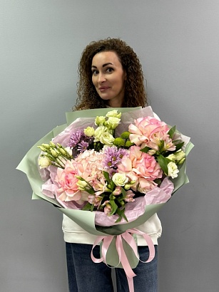 Букет цветов Рассветный поцелуй