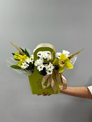 Букет цветов Мама, ты мой герой!