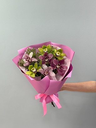 Букет цветов Моно оз орхидей