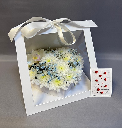 Букет цветов Комбо-набор ЦВЕТЫ И УКРАШЕНИЕ «Pure»